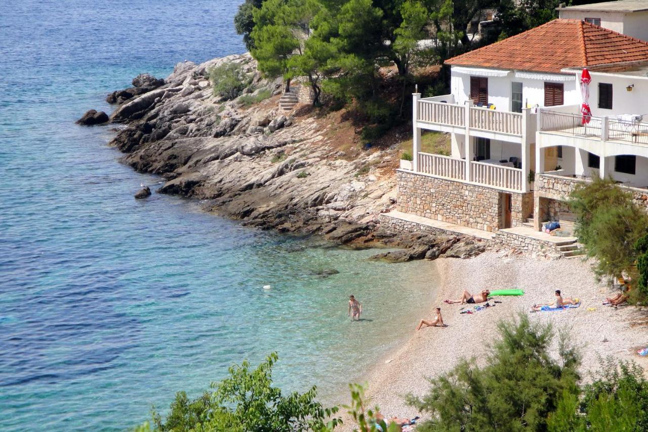 Seaside Secluded Apartments Cove Tvrdni Dolac, Hvar - 4008 Gdinj Bagian luar foto