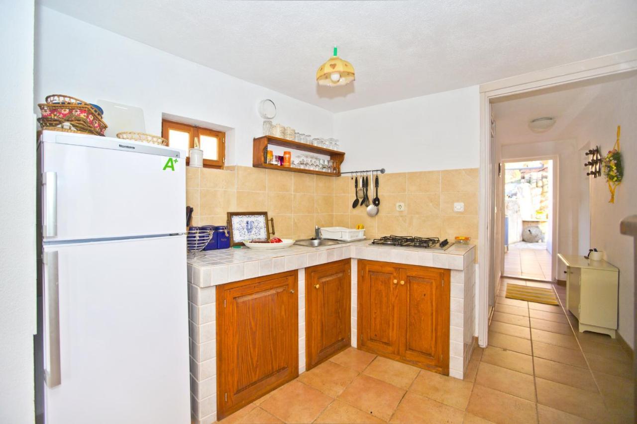 Seaside Secluded Apartments Cove Tvrdni Dolac, Hvar - 4008 Gdinj Bagian luar foto