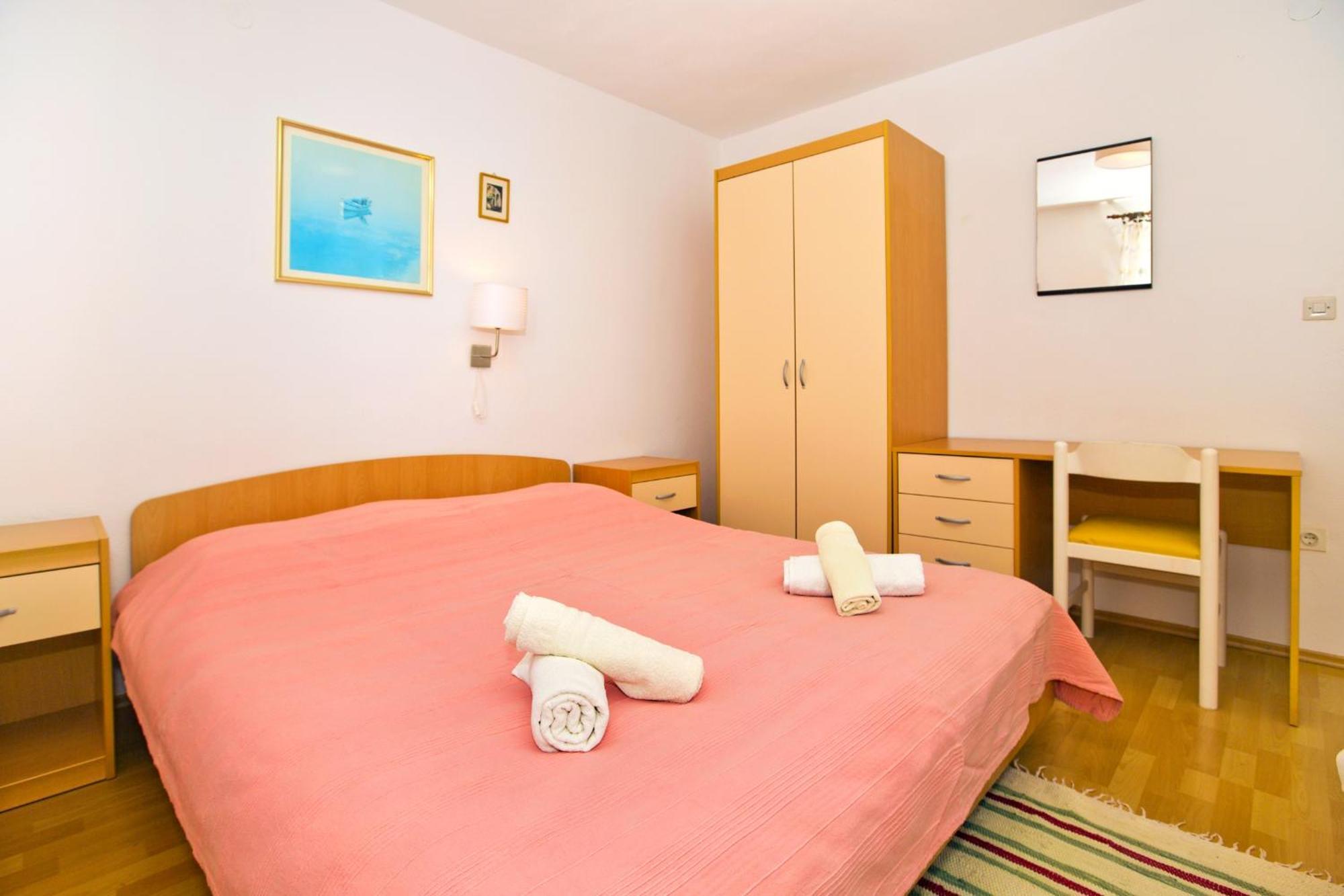 Seaside Secluded Apartments Cove Tvrdni Dolac, Hvar - 4008 Gdinj Ruang foto
