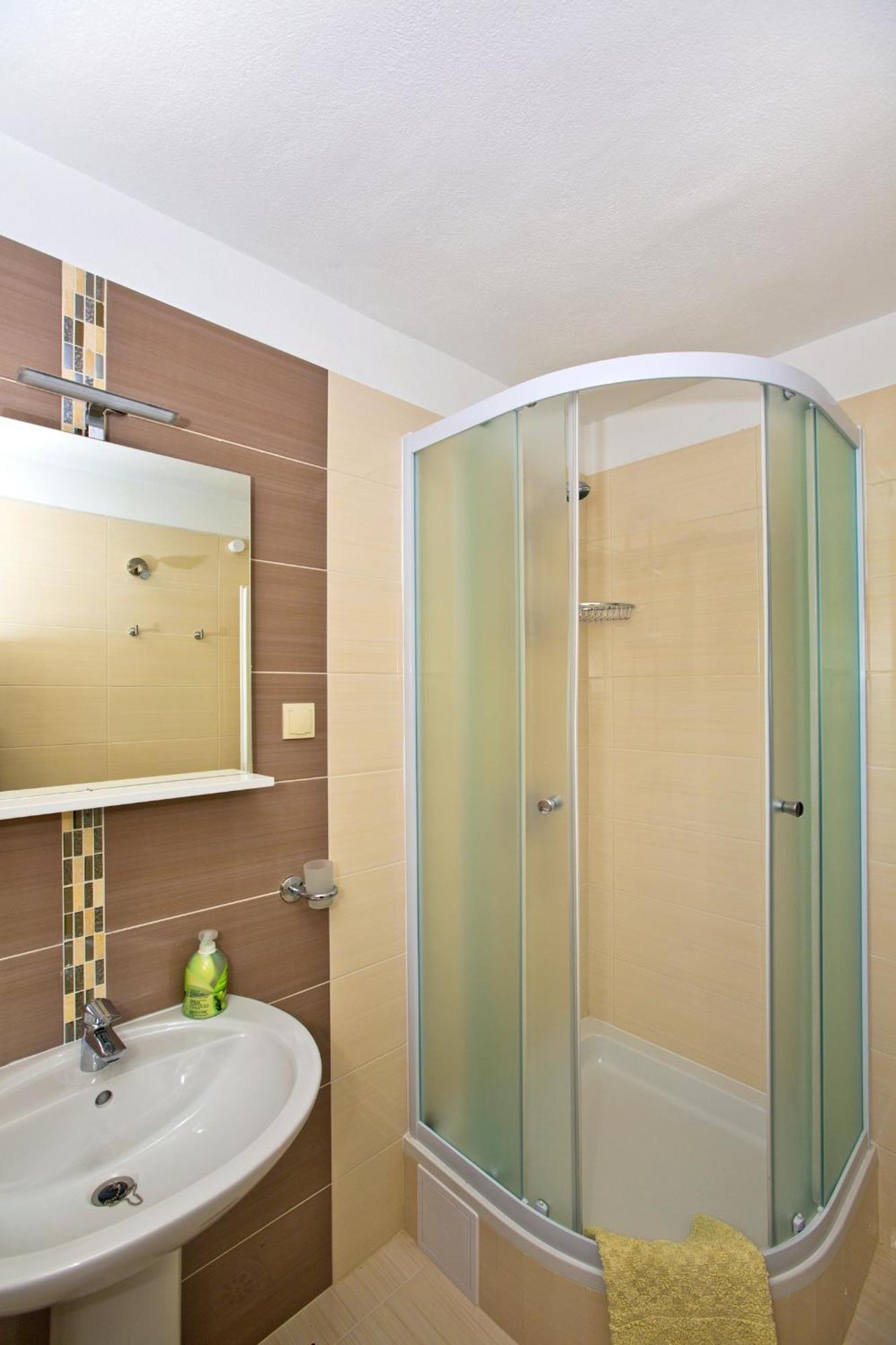 Seaside Secluded Apartments Cove Tvrdni Dolac, Hvar - 4008 Gdinj Ruang foto